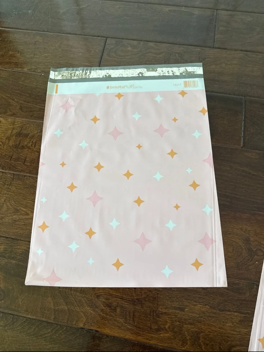 20 Pack - 14x17” XL Beautiful Pink Twinkle Stars Poly Mailers